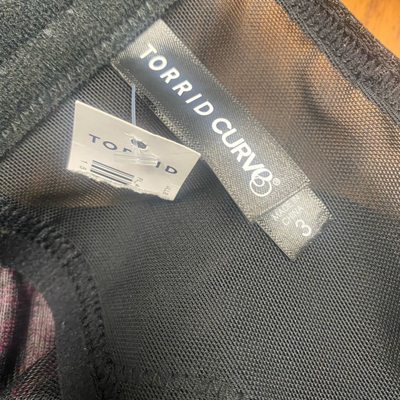 NWT Torrid Two Tone Lace Underwire Bra Size 3 - Picture 11 of 11